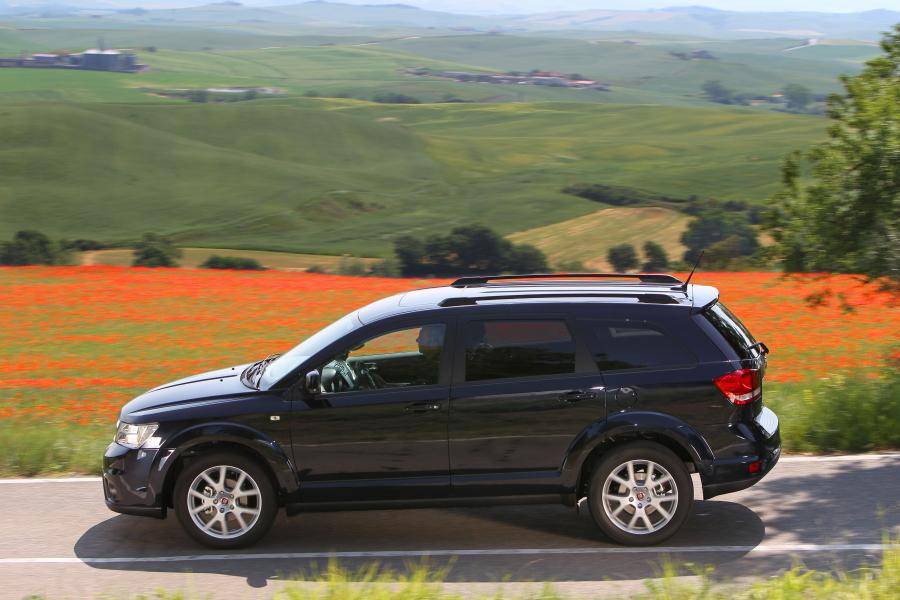  Fiat Freemont 2011 года  (фото 64 из 111)